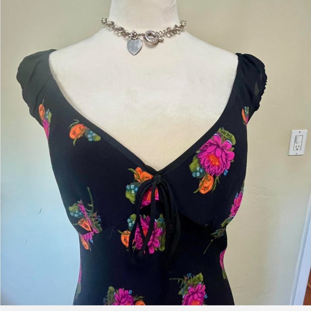 TRADE POST